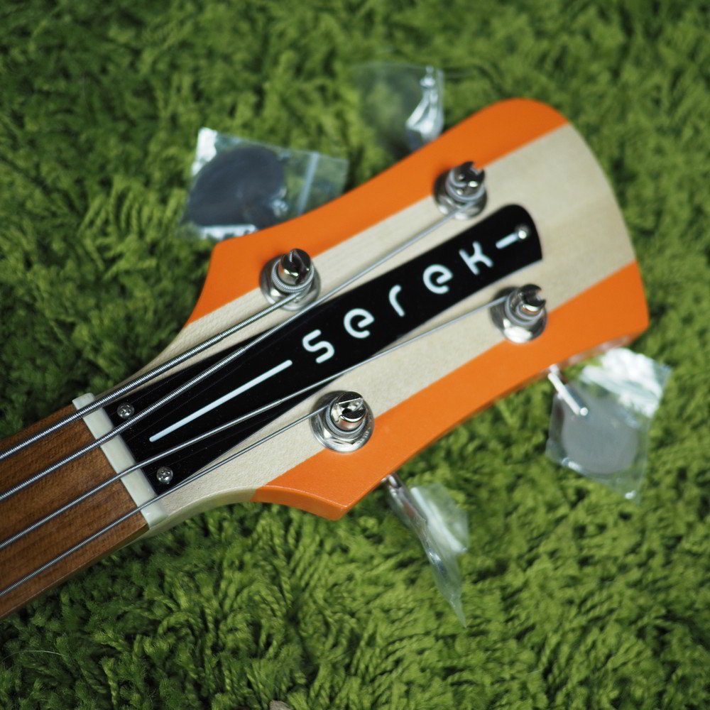 CUSTOM Serek Sacramento Bass - BiSonics - Solid Maple/Roasted Maple